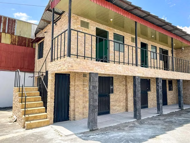 BUILDING FOR SALE WITH 10 APARTMENTS, SAN SEBASTIÁN, SAN JOSÉ