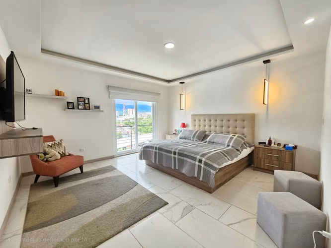 Venta de apartamento, 4 habitaciones. Uruca