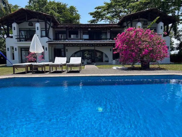 PP-038 SE VENDE CASA – Tambor Hills
