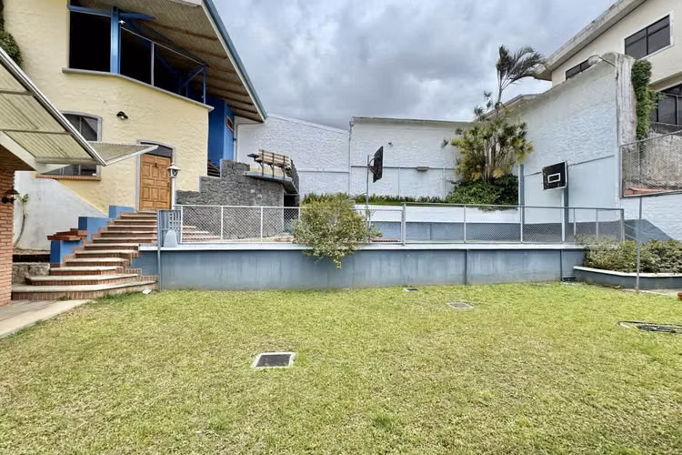 Venta de casa en Moravia (Oficina, clínica, centro de estudio) - Imagen 19