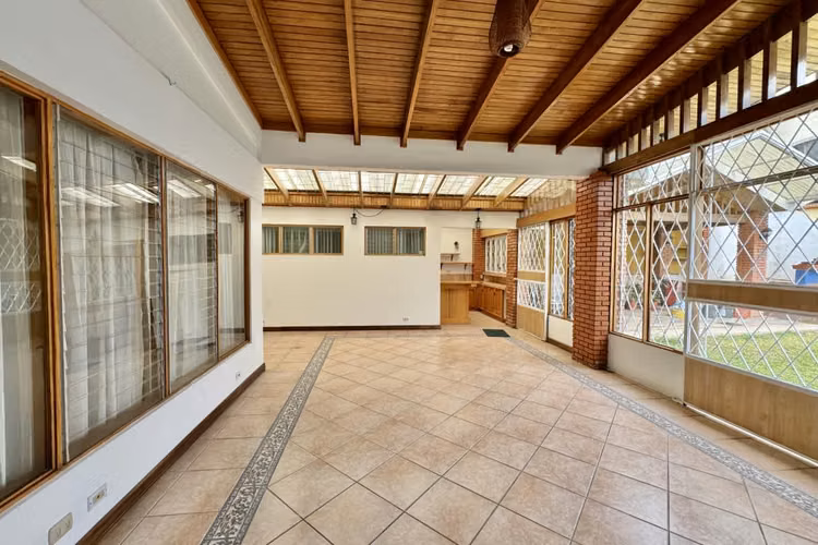 Venta de casa en Moravia (Oficina, clínica, centro de estudio) - Imagen 18