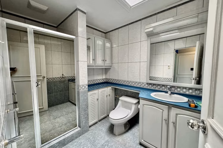 Venta de casa en Moravia (Oficina, clínica, centro de estudio) - Imagen 15
