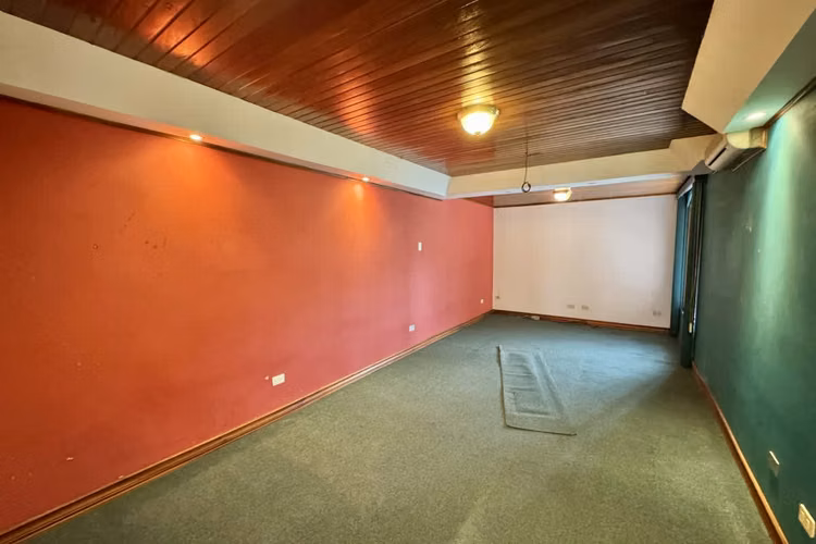 Venta de casa en Moravia (Oficina, clínica, centro de estudio) - Imagen 7