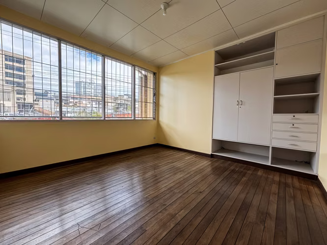 VENTA DE CASA ESQUINERA – USO DE SUELO MIXTO