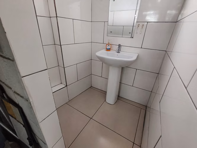 SAN JOSE ALQUILER DE BODEGA 800M2 - Imagen 8