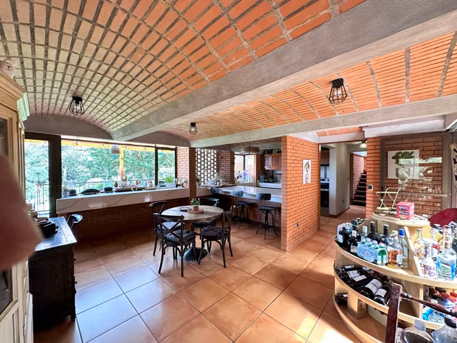 Quinta de lujo en venta en El Tirol, San Rafael, Heredia con casa de huéspedes. - Imagen 18
