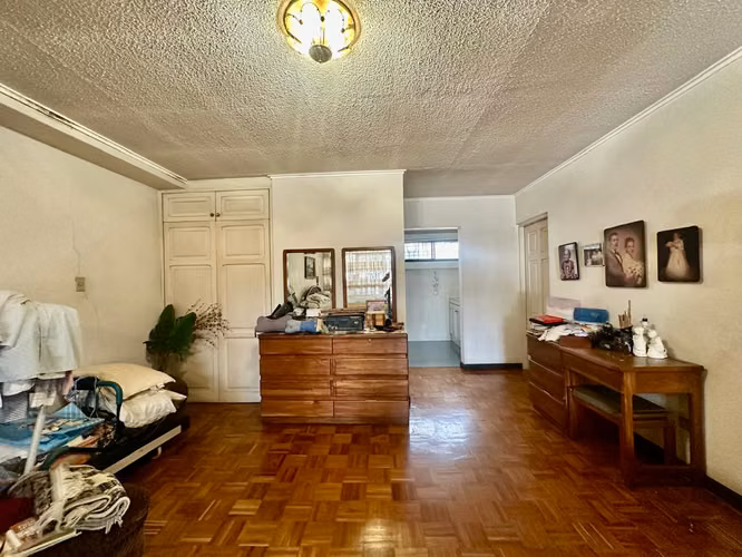 *Sabana Noreste - Para remodelar - USO MIXTO - Súper ubicación