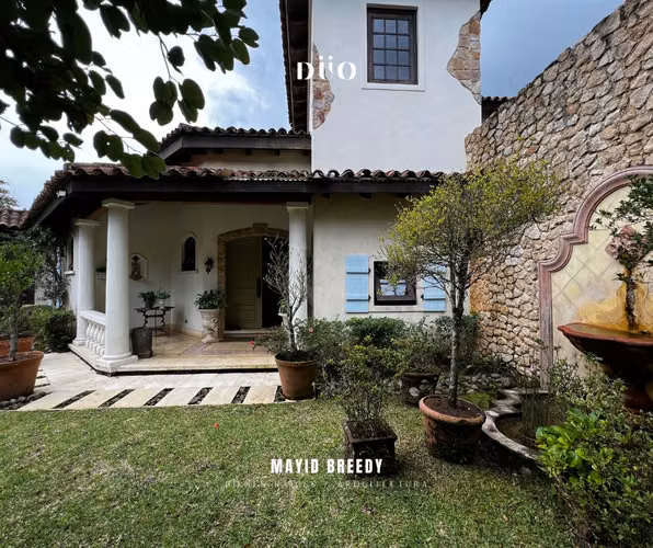Casa en Venta en San Isidro de Heredia