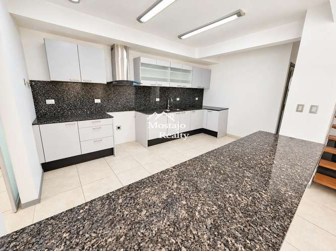 Alquiler Casa amplia, Condominio Hacienda Barcelona, Santa Ana - Imagen 3