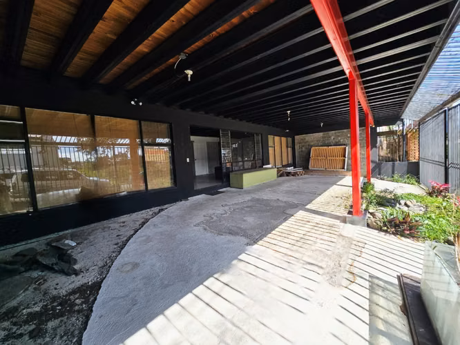 Alquiler  o venta de local comercial en Rohrmoser