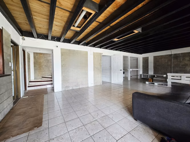 Alquiler  o venta de local comercial en Rohrmoser