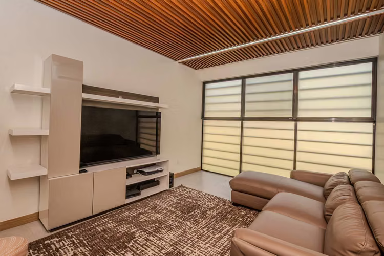 Casa moderna a la venta en La Guácima de Alajuela