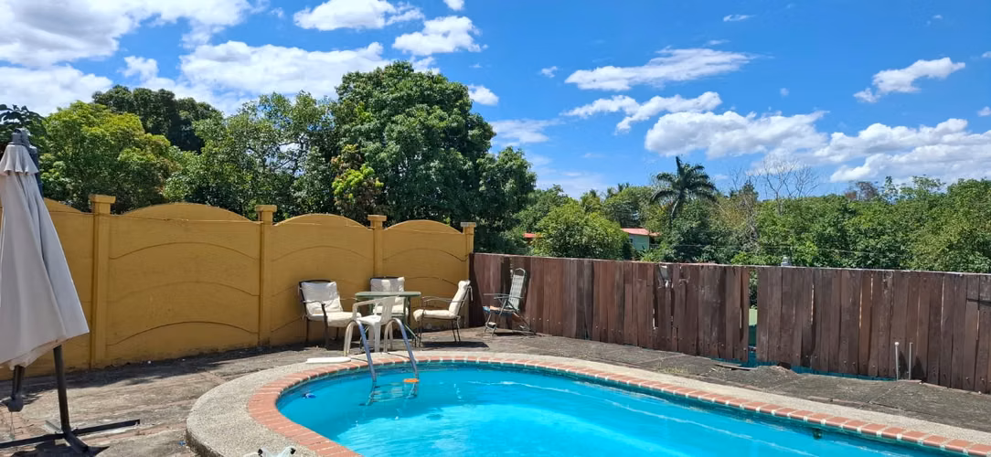 Hermosa Casa en Venta – San Mateo