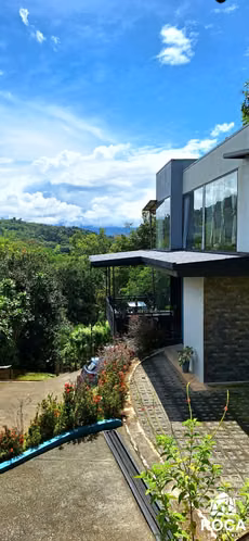 En venta lujosa y exclusiva casa en Perez Zeledon