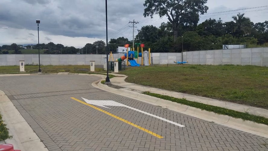 Venta de lote en Puente Piedra, Grecia, Alajuela - Imagen 2