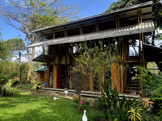 Venta Casa Escazú, San José Uso Mixto