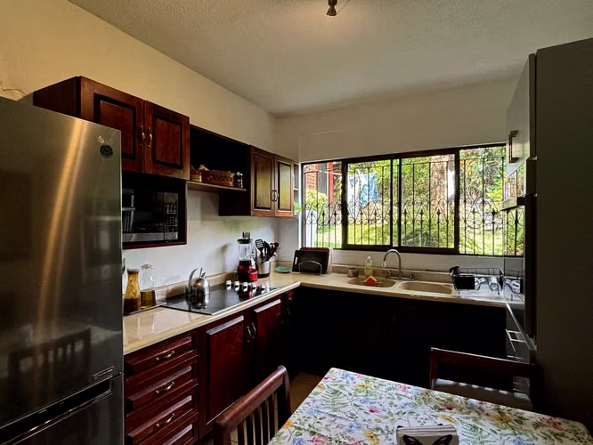 Venta Casa Escazú, San José Uso Mixto