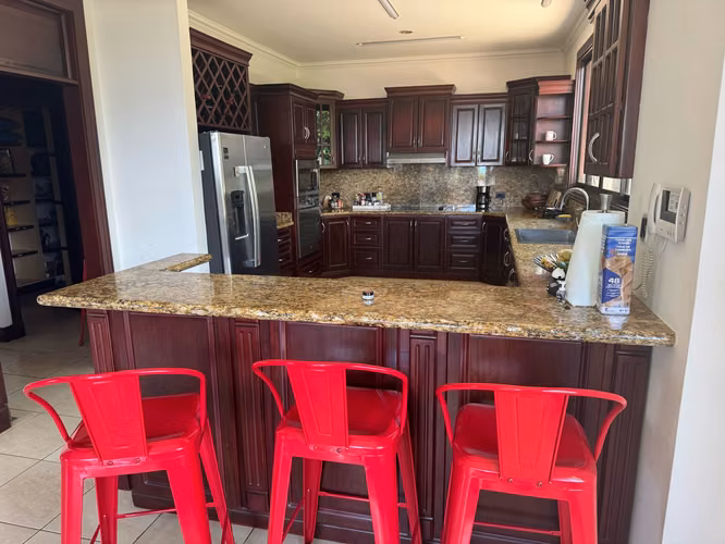 ALQUILER/VENTA DE CASA PATARRÁ, VILLA REAL* - Imagen 6