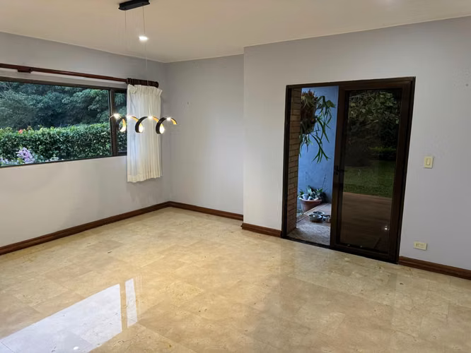 ALQUILER/VENTA DE CASA EN VILLA REAL* - Imagen 10
