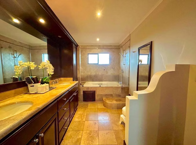 Venta Preciosa Casa en Condominio Escazú, Jaboncillo - Imagen 6