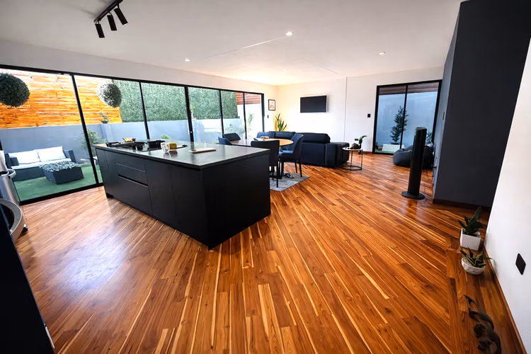 VENTA DE CASA EXCLUSIVA EN BELLO HORIZONTE ESCAZU