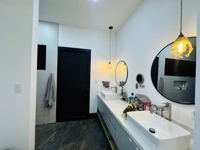 Casa de Lujo de 4 Habitaciones con Piscina -Playa Brasilito