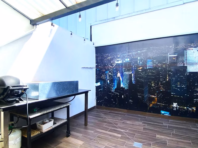 ¡Viva en el corazón de Escazú! Casa en Venta, con 4 habitaciones y jardín privado - Imagen 9
