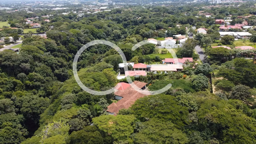 AE ARQUITECTURA | VENTA DE CASA + LOTE RIO ORO SANTA ANA AE 1238