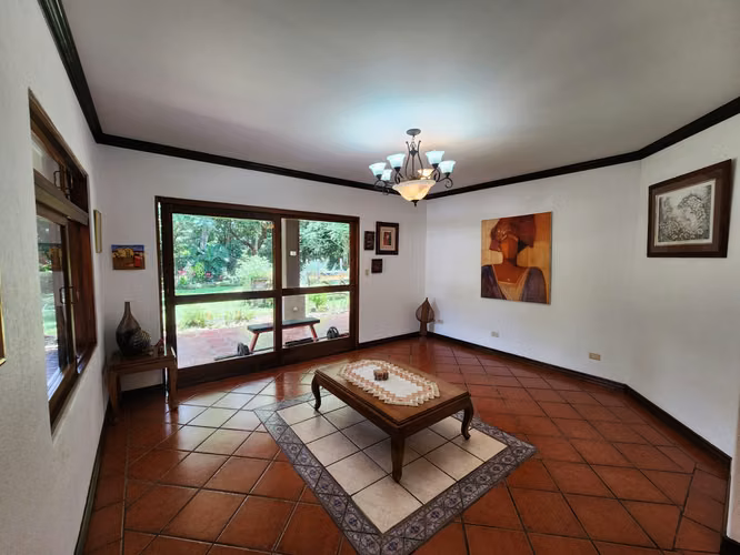 AE ARQUITECTURA | VENTA DE CASA + LOTE RIO ORO SANTA ANA AE 1238