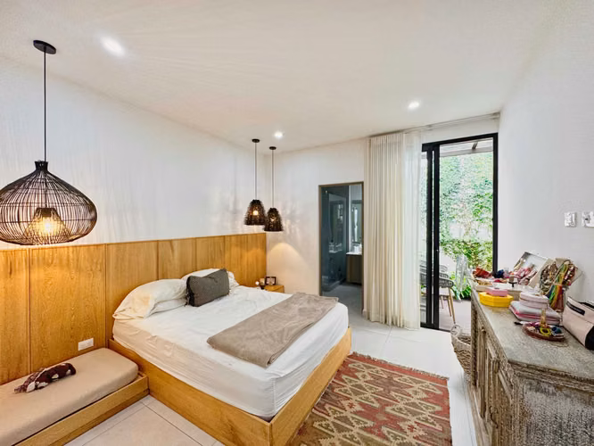 VENTA DE CASA EN SANTA ANA BOULEVARD