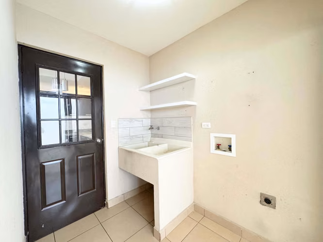 ALQUILER DE CASA EN ALTAVISTA, CIUDAD COLÓN
