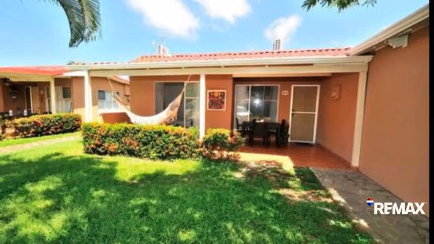 Venta de Condo-Encantador Condo en Villas Paraíso en Playa Jacó - Imagen 13
