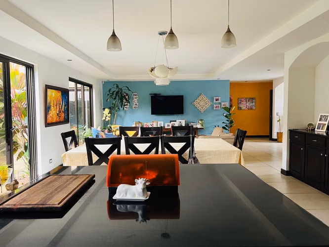 Casa en Venta en Condominio Exclusivo en San Joaquín de Flores – ¡Tu hogar ideal en Heredia!