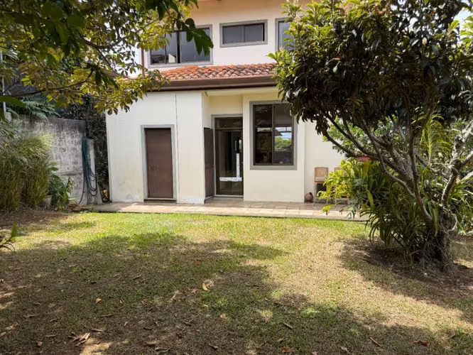 Venta de casa en Condominio en Ulloa, Heredia