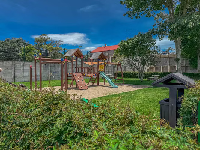 Venta de Casa dentro Exclusivo Condominio
