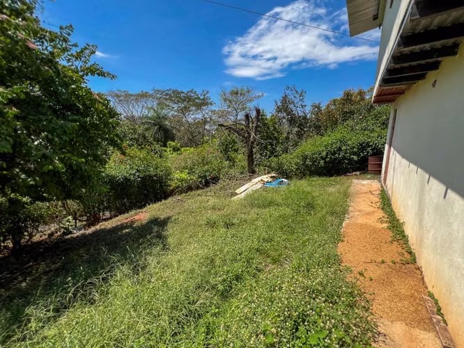 ¡REBAJADA: Propiedad de mas de 1000 m2 con casa y apartamento en Esparza y Puntarenas!