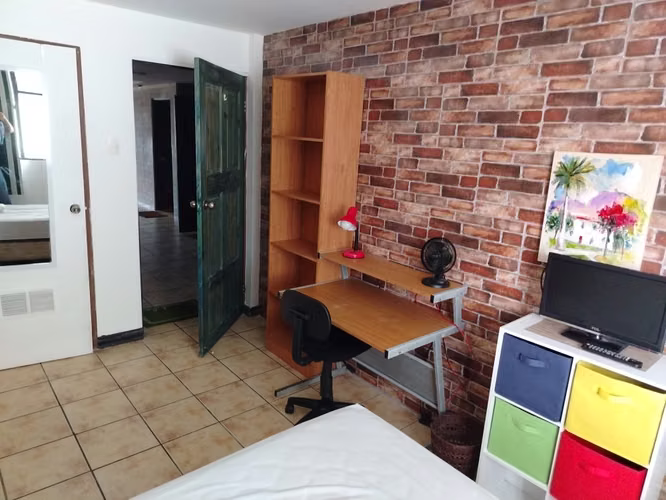 HABITACIONES FULL EQUIPADAS  /  CENTRICO Y SEGURO / UNA PERSONA