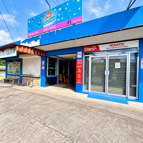 Propiedad comercial esquinera con 7 locales en Guayabo de Bagaces 