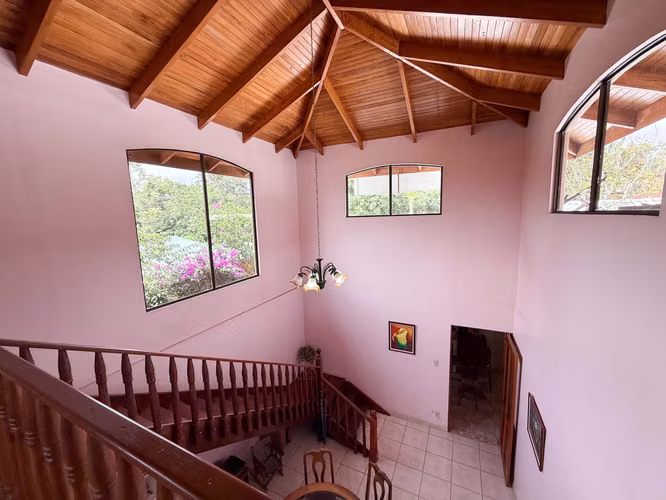 Se vende Casa en Residencial Atenas