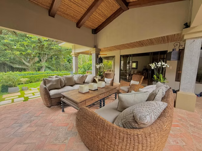 VENTA DE CASA EN LAURELES, ESCAZÚ*