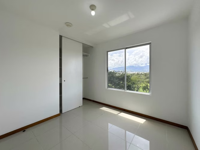 Venta de Apartamento en la Valencia, Heredia