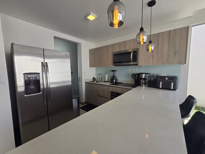 VENTA DE CASA EN CONDOMINIO BLUE, LOS ARCOS, HEREDIA