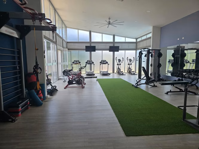 VENTA DE CASA EN CONDOMINIO BLUE, LOS ARCOS, HEREDIA