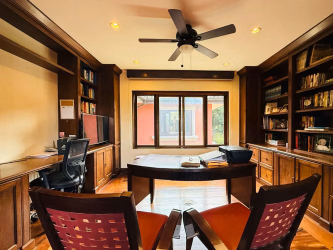 Exclusiva Hacienda de Lujo en Venta en Salitral de Santa Ana – Villa Artesana
