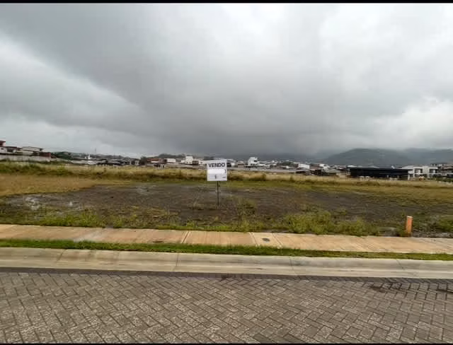 id #40923 Lote en Condominio Nuevo, Lomas de Ayarco, Curridabat - Imagen 4