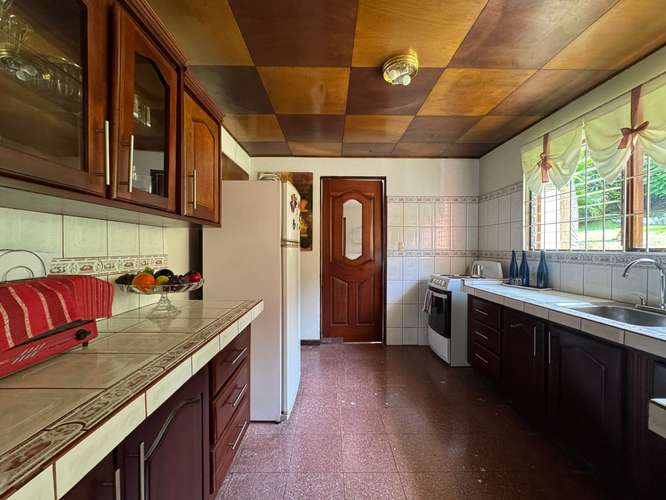 Venta de Casa en Santa Ana Altos de las Palomas - Imagen 3