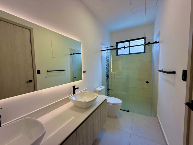 Casa Nueva en Venta. De las Ultimas del Proyecto