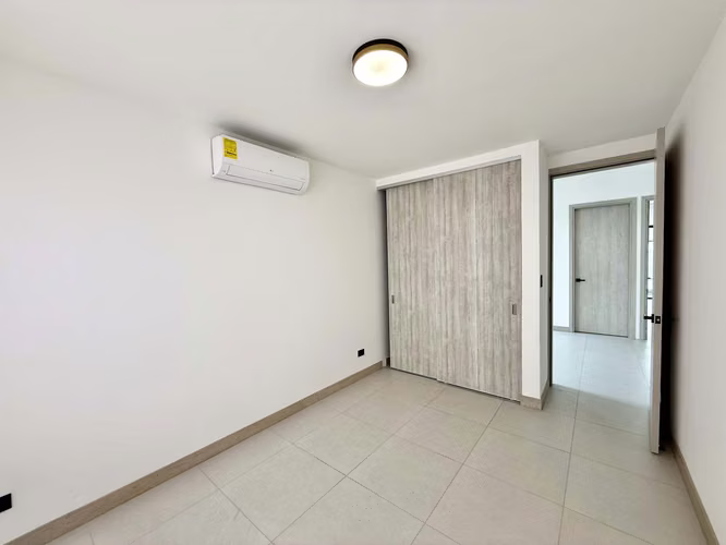 Casa Nueva en Venta. De las Ultimas del Proyecto