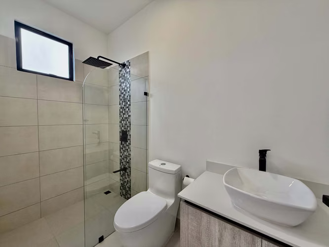 Casa Nueva en Venta. De las Ultimas del Proyecto