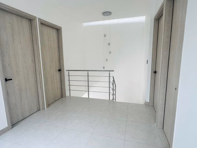 Casa Nueva en Alquiler Lindora Village - Imagen 5